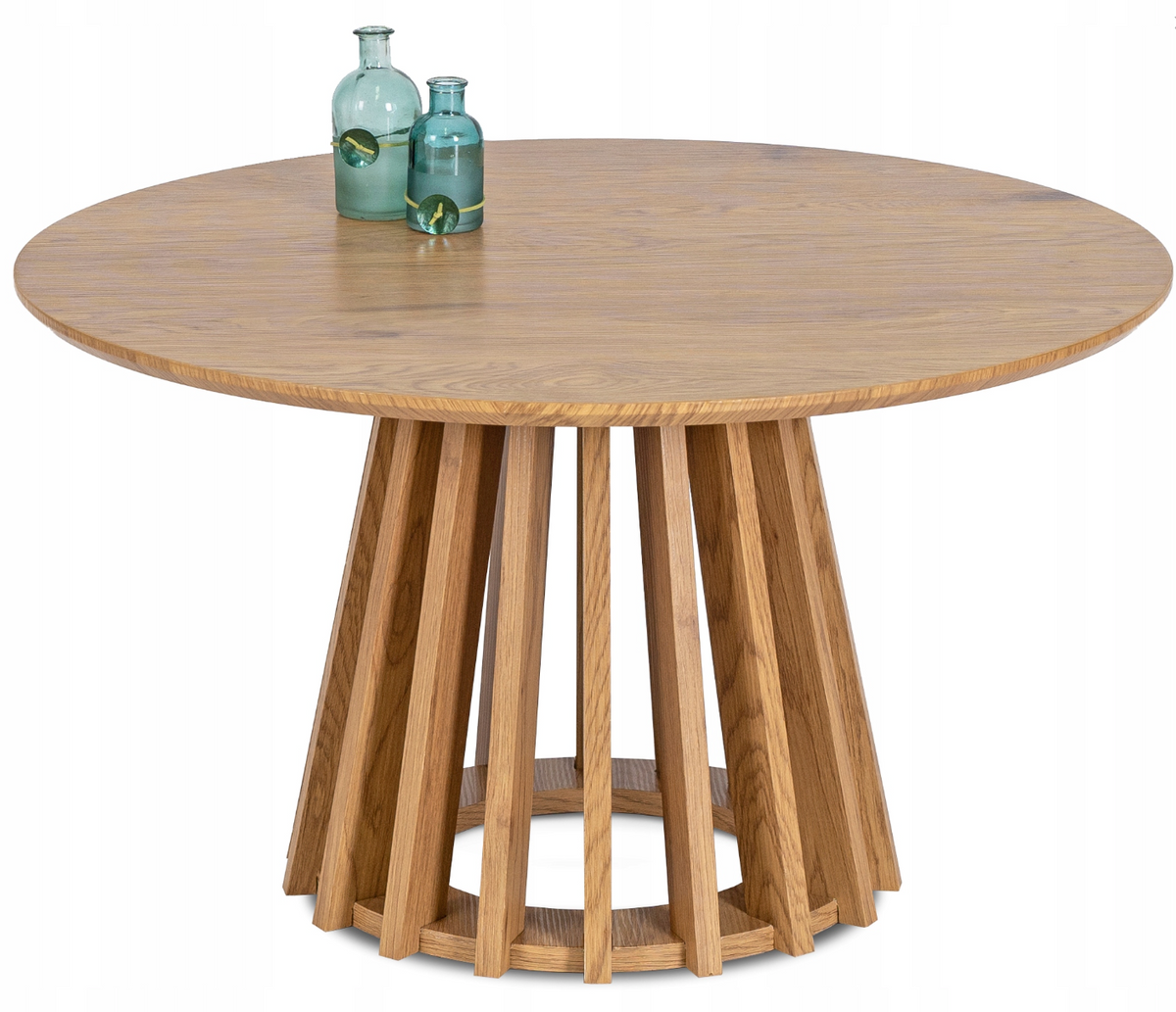 Dubový okrúhly stolík